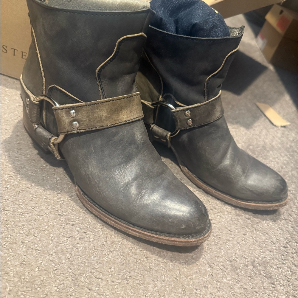 Freebird by Steven Distressed Black Leather Boots Santiago 8